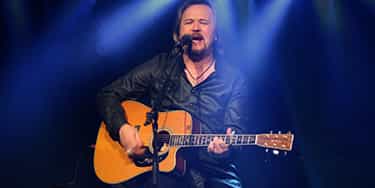 Image of Travis Tritt In Hinckley