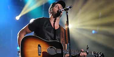 Image of Luke Bryan In Mack