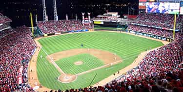 Image of Cincinnati Reds In Goodyear