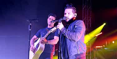 Image of Dan and Shay