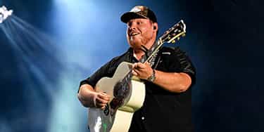 Image of Luke Combs In Quincy